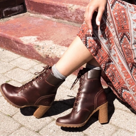 **SOLD** Timberland’s Glancy Boots - Picture 9 of 12